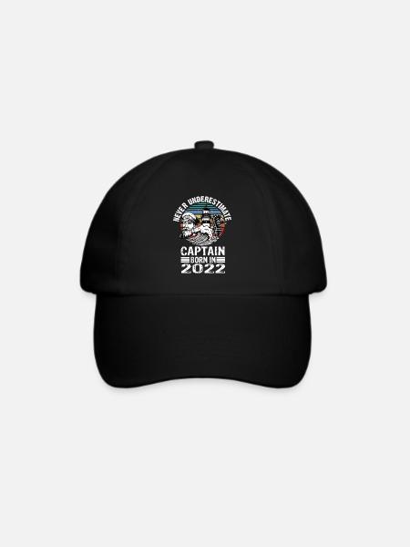 Never Underestimate Captain born in 2022 - Baseballkappe - Schwarz/Schwarz