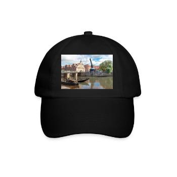 Panorama at the old market (Stintmarkt) Lüneburg - Baseballkappe - Schwarz/Schwarz - Vorne