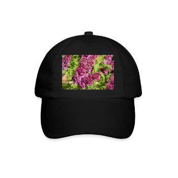 Fliederblüten: Zarte Frühlingsboten - Baseballkappe - Schwarz/Schwarz - Vorne