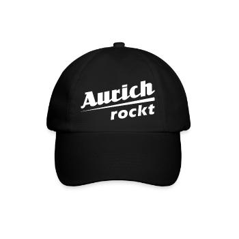 Aurich rockt - Textdesign mit Stadtnamen - Baseballkappe - Schwarz/Schwarz - Vorne