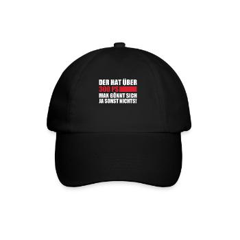 Der hat über 300 ps man gönnt sich ja sonst nichts - Baseballkappe - Schwarz/Schwarz - Vorne