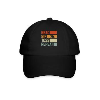 Brag Sip Toss Repeat - Cornhole Spruch - Baseballkappe - Schwarz/Schwarz - Vorne