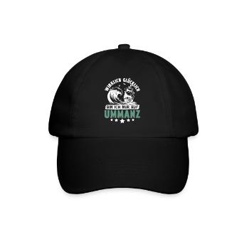 Ostsee Urlaub WIRKLICH GLÜCKLICH BIN ICH NUR AUF - Baseballkappe - Schwarz/Schwarz - Vorne