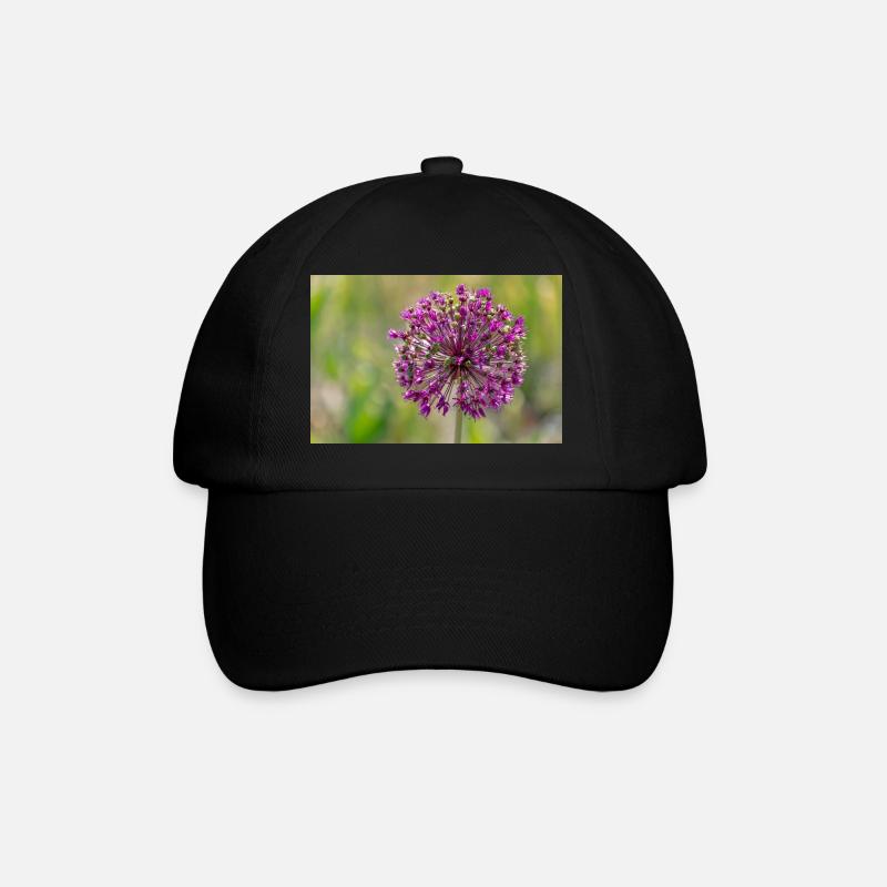 Gros plan d’une fleur violette - Poireau géant - Casquette classique - noir/noir