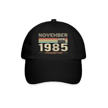 November 1985 Vintage Birthday Retro Tee - Casquette classique - noir/noir - Devant