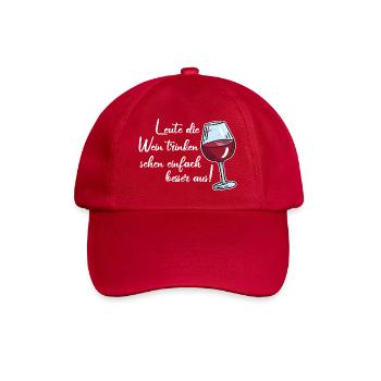 Leute die Wein trinken sehen besser aus / Spruch - Baseballkappe - klassisch Rot - Vorne