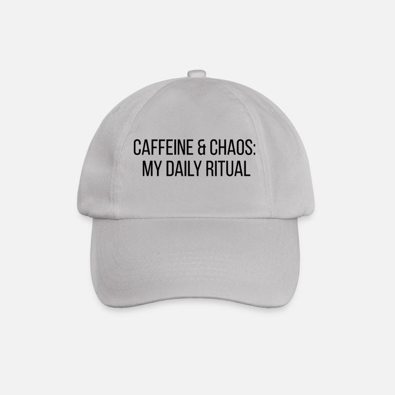 🔥 Caffeine & Chaos – My Daily Ritual - Baseballkappe - Grau