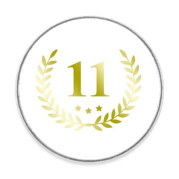 11 Number wreath - Round  fridge magnet - white - Front