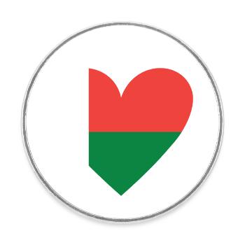 Madagascar Heart - Round  fridge magnet - white - Front