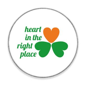 3 Leaf Shamrock, Heart In The Right Place - Round  fridge magnet - white - Front