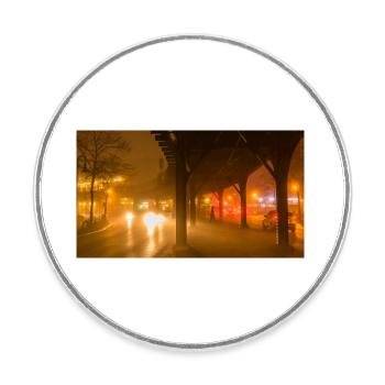 Hochbahn am nebligen Abend - Runder Kühlschrankmagnet - Weiß - Vorne