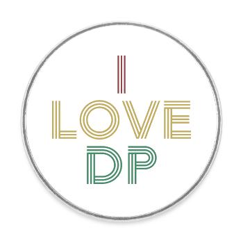 I Love DP Distressed Vintage Retro 70s - Round  fridge magnet - white - Front
