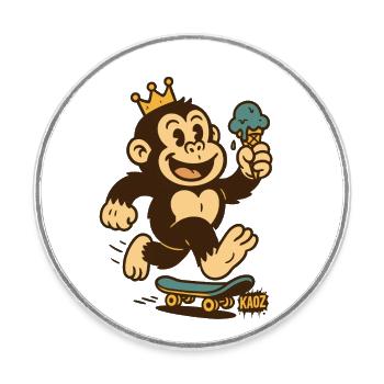 Affenkönig auf Skateboard mit Eis & Krone - Runder Kühlschrankmagnet - Weiß - Vorne