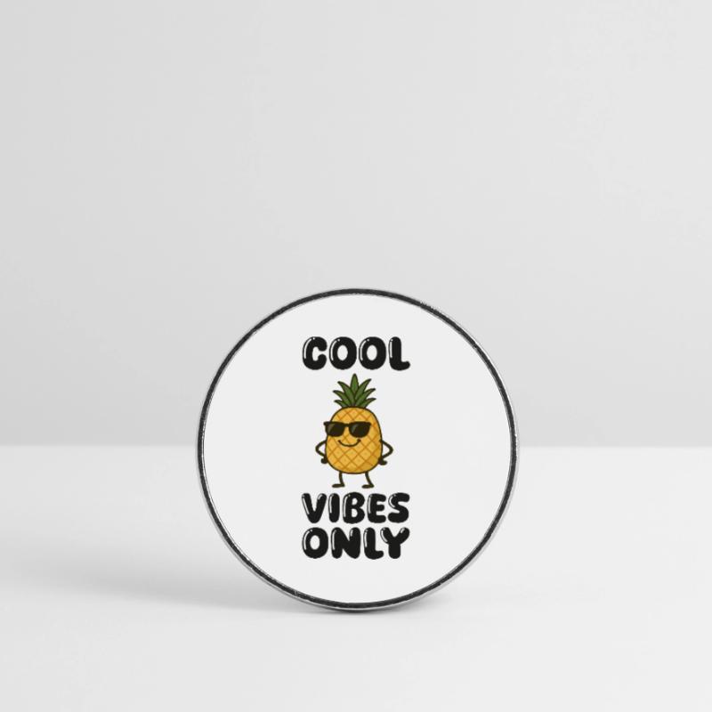 Pineapple Comic Round  fridge magnet