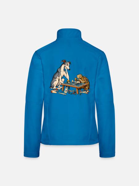 Windhund und Schildkröte beim Modellbau - Frauen Softshelljacke - Lichtblau - Hinten
