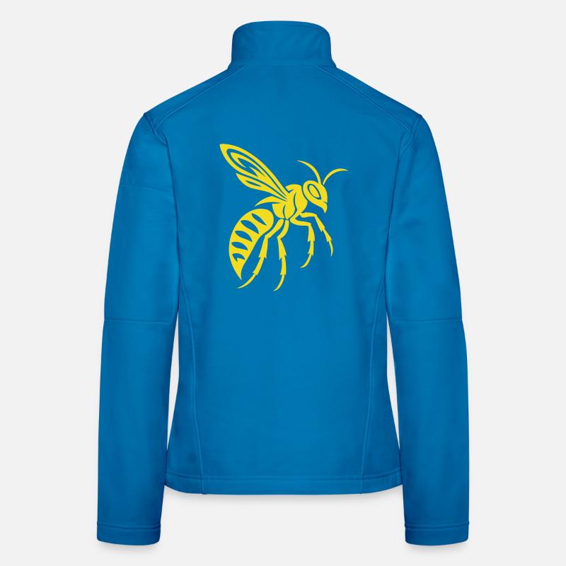 Yellow wasp silhouette on black Women's Softshell Jacket