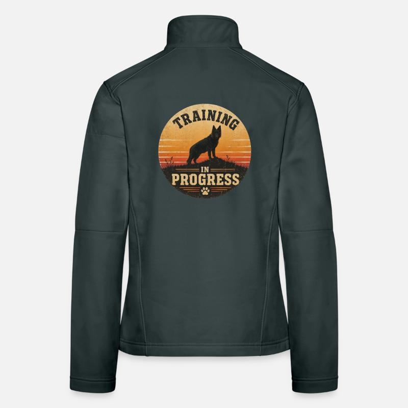 Training in Progress Frauen Softshelljacke