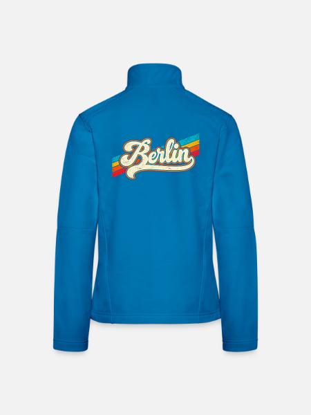 Berlin - Retro Sticker - Deutschalnd - Germany - Frauen Softshelljacke - Lichtblau - Hinten