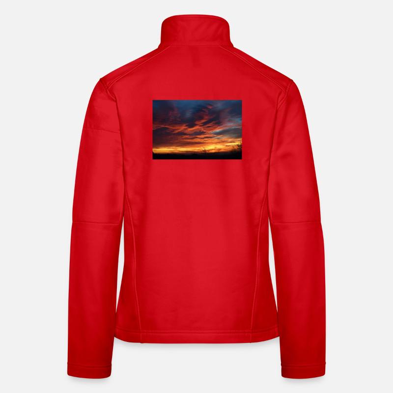 Sunset magic in the evening Women's Softshell Jacket