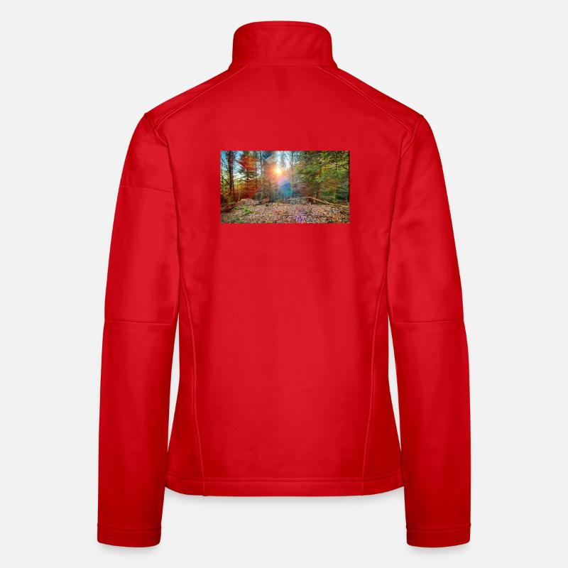 Sonnenlicht im Herbstwald Frauen Softshelljacke