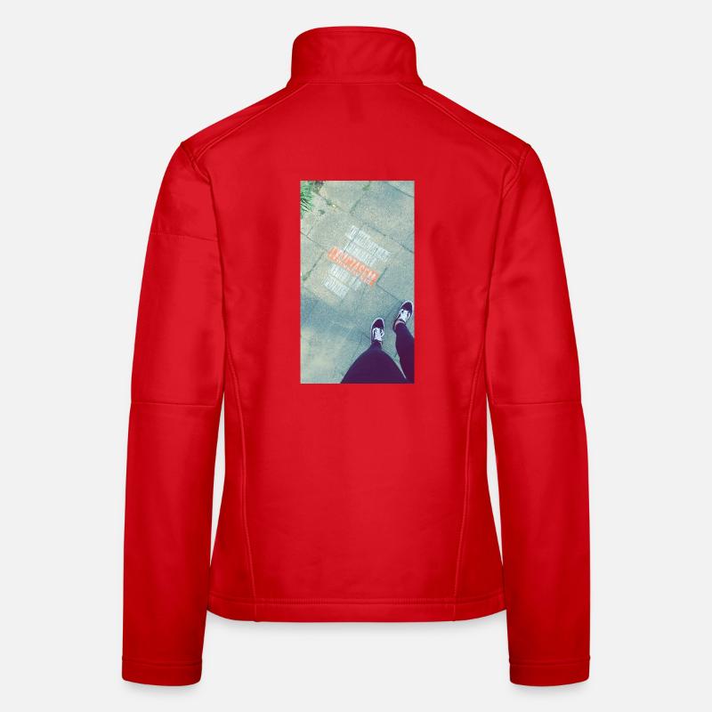 Grafik auf dem Bürgersteig mit durchgestrichenem Text Frauen Softshelljacke
