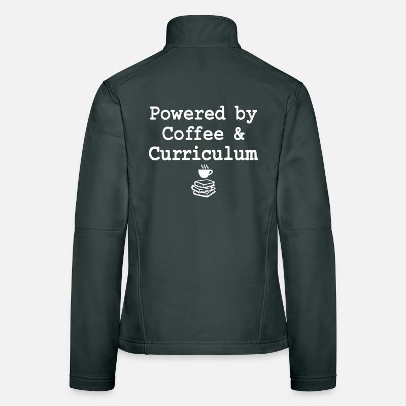 Powered by Coffee & Curriculum Kaffee Statement Frauen Softshelljacke
