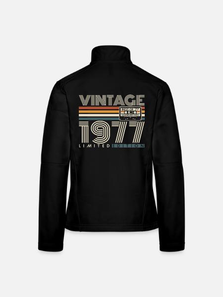 1977 Vintage Vintage Retro Birthday Gift - Women's Softshell Jacket - black - Back