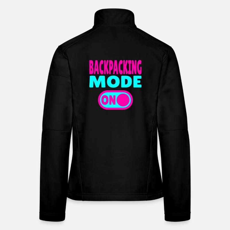 Backpacking Mode ON Abenteuer und Reise Lifestyle Frauen Softshelljacke