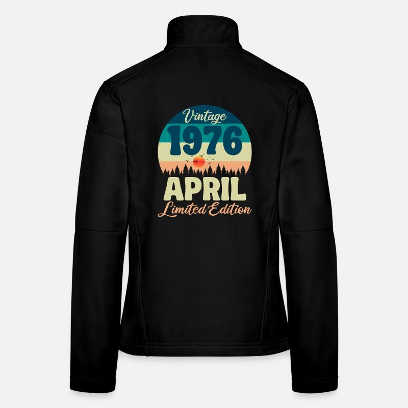 50 Year Anniversary April 1976 Vintage Gift Women's Softshell Jacket