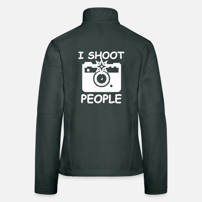 I Shoot People Tee Camera Women's Softshell Jacket