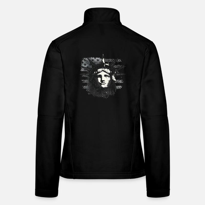 Statue of Liberty with US flag Women's Softshell Jacket