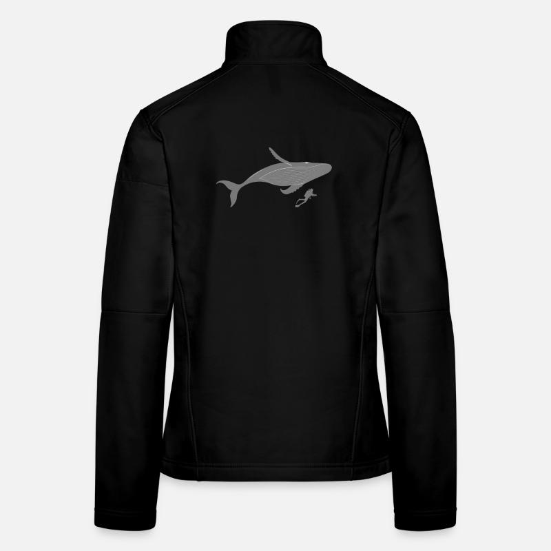 Diver with humpback whale Women's Softshell Jacket