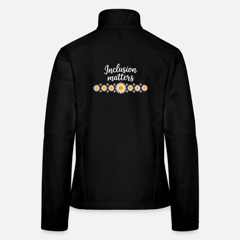 L’inclusion est importante avec un collier de fleurs Veste en tissu softshell Femme