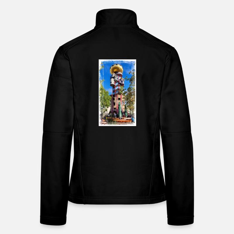 Hundertwasserturm beim Kuchlbauer Frauen Softshelljacke