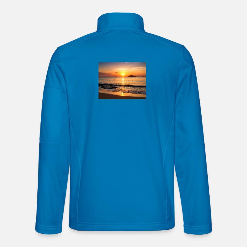 Tropical sunset on the beach - Unisex Softshell Jacket - light blue