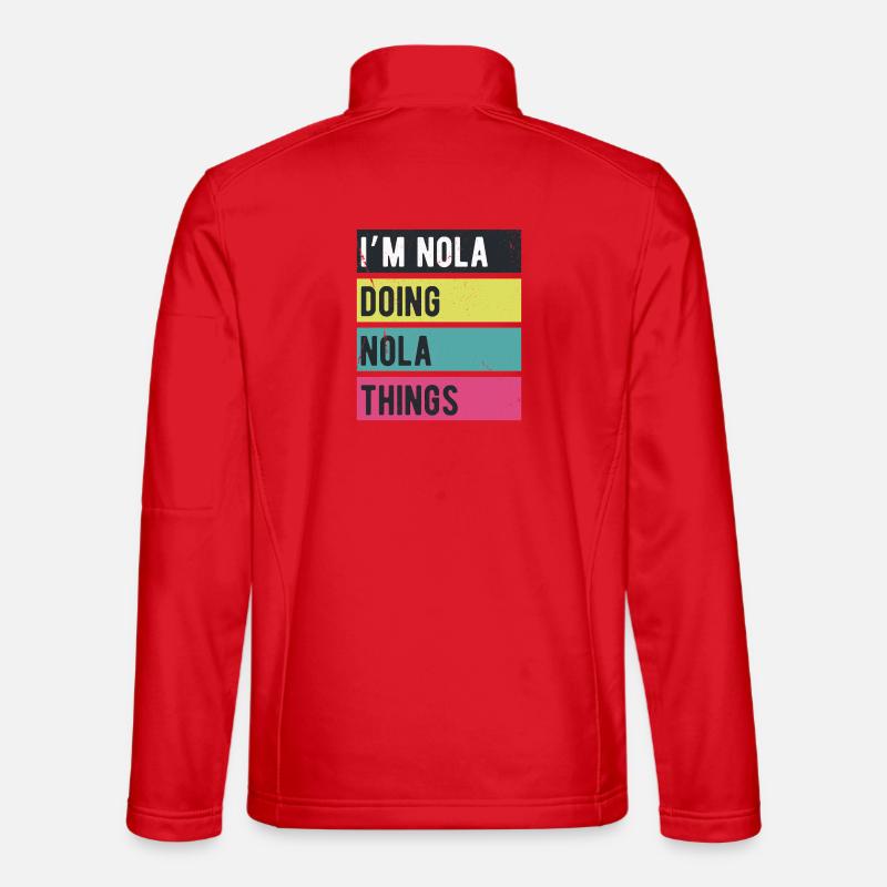Ich bin Nola, mache Nola-Dinge Retrofarben Unisex Softshelljacke