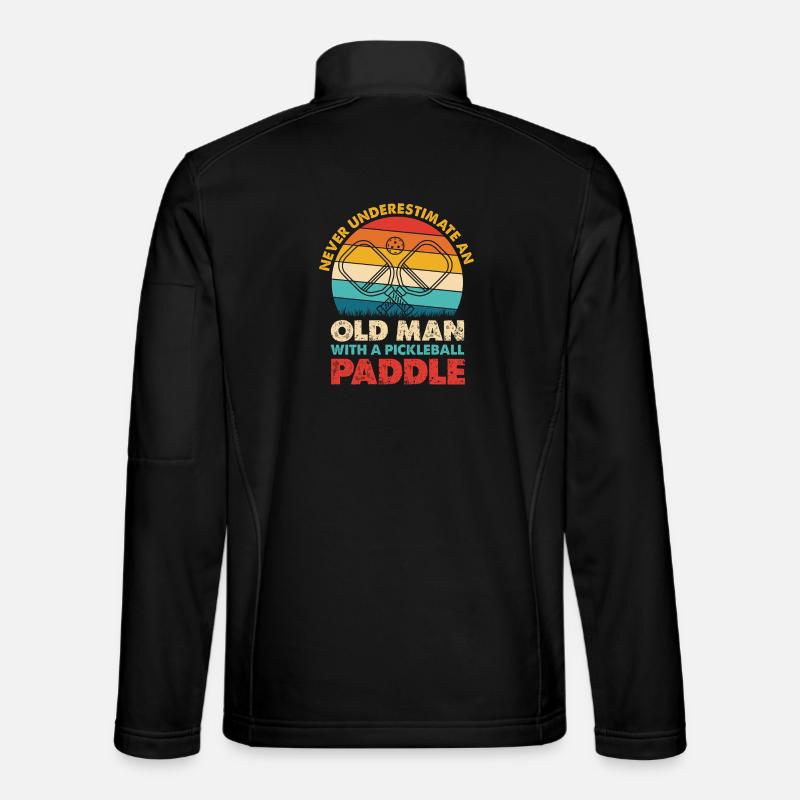 Alter Mann mit Pickleball Paddel Unisex Softshelljacke