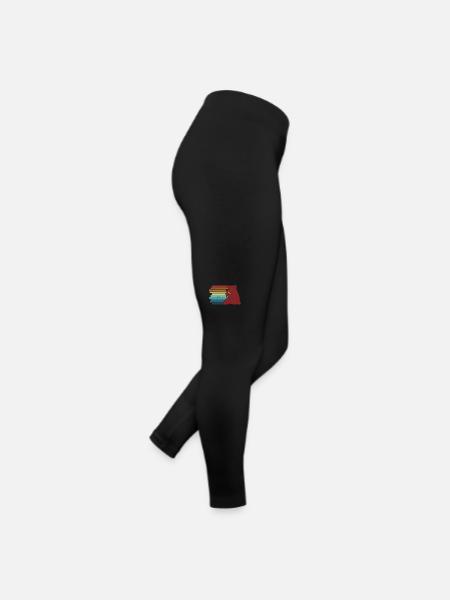 Retro Panda Bear Friend Ailuropoda Melanoleuca - Women’s Jersey Leggings - black - Right