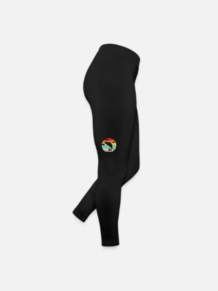 Retro Veiled Panther Chamaeleonidae Lover - Women’s Jersey Leggings - black - Right