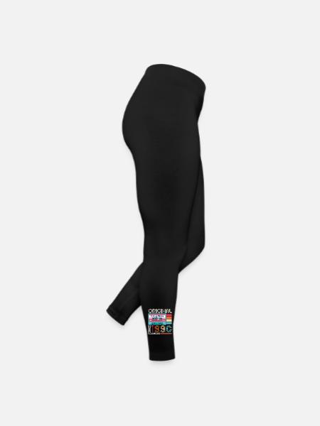 33 Birthday Man March Born 1990 Fun Cassette - Women’s Jersey Leggings - black - Right