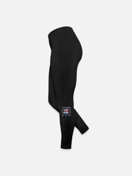 Seelandschaft mit Spiegelungen - Frauen Jersey Leggings - Schwarz - Links