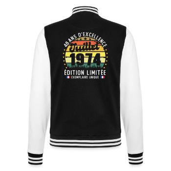 48 Ans Anniversaire Vintage Né en juillet 1974 - Veste Teddy - noir/blanc - Dos - Marisol (170cm)
