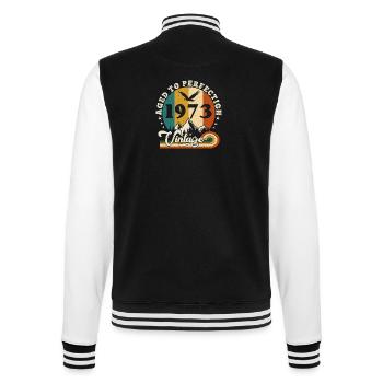 Vintage Birthday in 1974 - anniversaire 2025. - Veste Teddy - noir/blanc - Dos - Marisol (170cm)