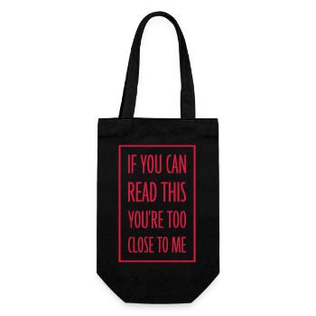 too close to me - Gift Bag for Bottles - black - Front