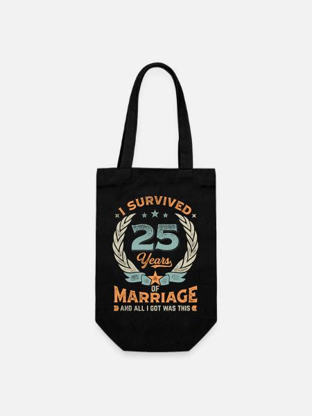 I Survived 25 Years Of Marriage - Geschenkbeutel für Flaschen - Schwarz
