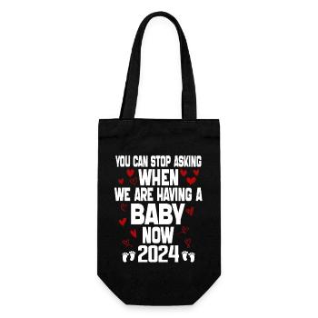 Du kannst nicht aufhören zu fragen, wann wir jetzt Baby bekommen - Geschenkbeutel für Flaschen - Schwarz - Vorne
