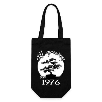 1976 Birthday Bonsai tree "Still growing" Nebari - Gift Bag for Bottles - black - Front