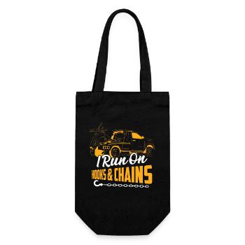 I Run On Hooks & Chains Trucking Tow Truck Driver - Geschenkbeutel für Flaschen - Schwarz - Vorne