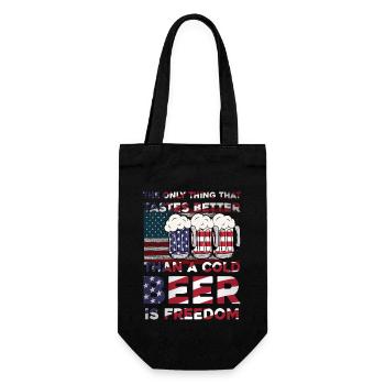 only thing that tastes better than beer freedom - Gift Bag for Bottles - black - Front