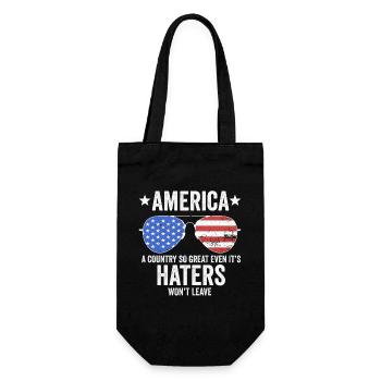 Amerika: Ein Land, das so großartig ist, dass die USA patriotisch sind - Geschenkbeutel für Flaschen - Schwarz - Vorne